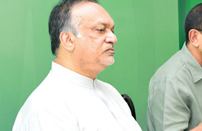 පෞද්ගලික අංශයේ සේවකයින්ගේ අවම වැටුප ඉහළ නංවයිද ?
