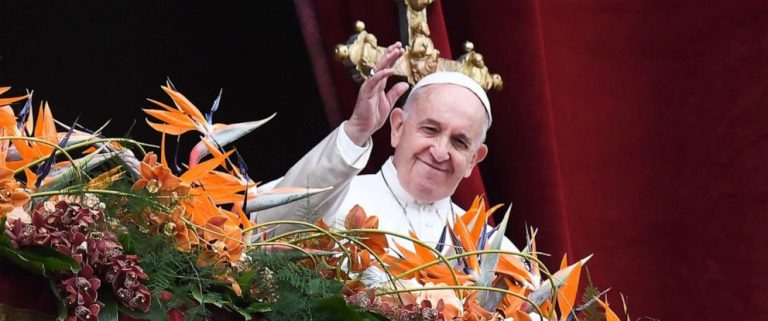 මෙක්සිකානු දේශසීමාවේ සිටින සංක්‍රමණිකයින්ට පාප්වහන්සේගෙන් මුල්‍යාධාරයක්