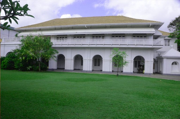 අරලියගහ මන්දිරයේ බෝධි පූජාවක්