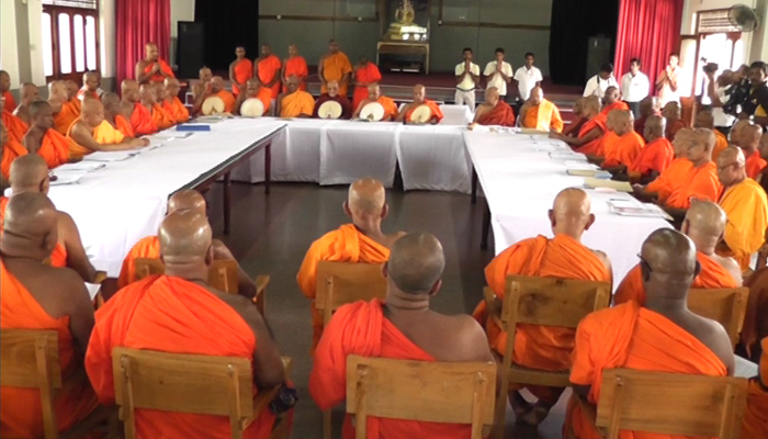 තෛයිනිකායික මහනාහිමිවරුන් විශේෂ නිවේදනයක්