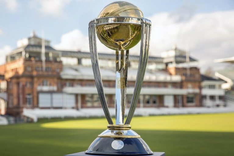 ලෝක කුසලානයේ පළමු තරගයේ ජය එංගලන්තයට