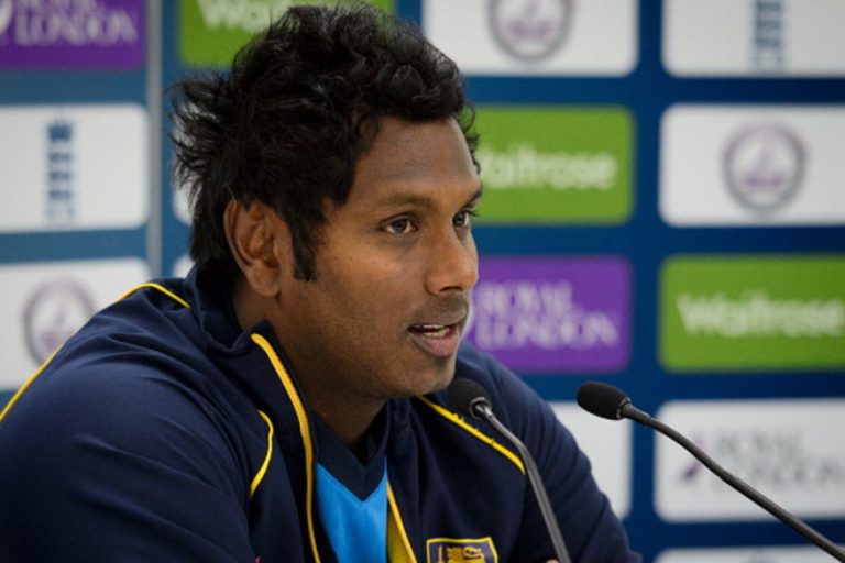 පන්දු යවන්නකුගේ අඩුව හිටි හැටියේම මැතිව්ස් සම්පූර්ණ කළාද ?