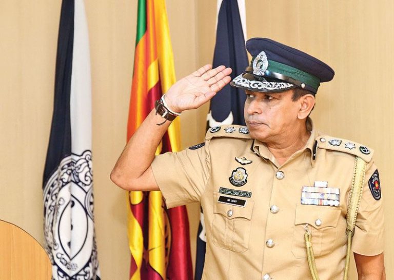 STF අණදෙන නිලධාරී එම්.ආර් ලතීෆ් විශේෂ කාරක සභාව හමුවට