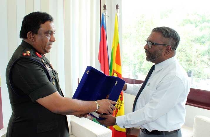යාපනය ආරක්ෂක සේනා ආඥාපති හා උතුරු පළාත් ආණ්ඩුකාර අතර හමුවෙයි