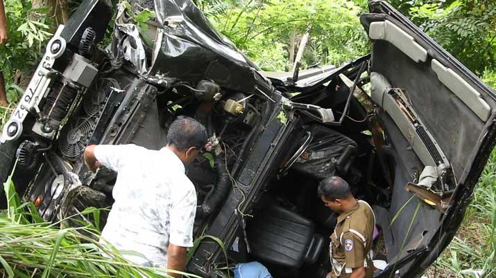 කඩුගන්නාවේදී ඩිෆෙන්ඩරයක් ප්‍රපාතයට