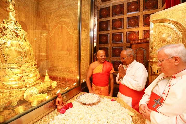 මට වටින්නේ බලය සිටින අය දෙන පොරොන්දු