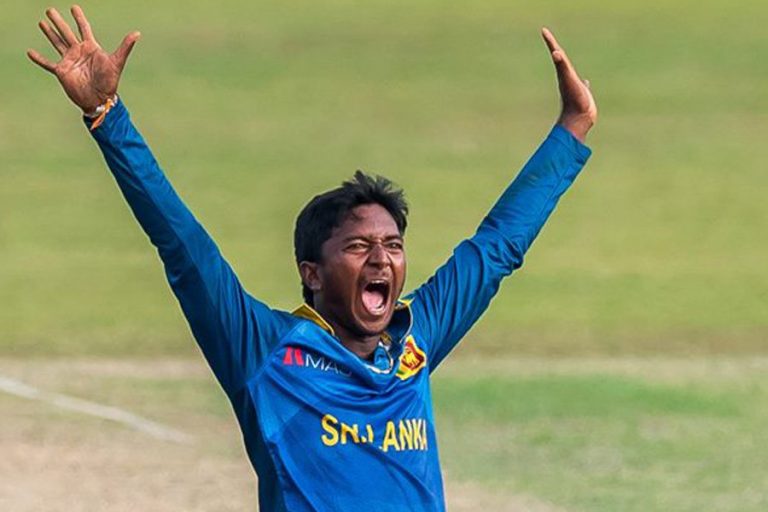 අකිල ධනංජයට වසරක තරග තහනමක් පනවයි