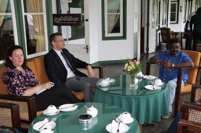 ලංකාවේ ඇමරිකානු තනාධිපති හා තොණ්ඩමන් අතර විශේෂ සාකච්ඡාවක්