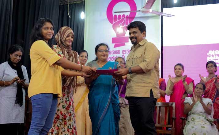 වසරකට ලංකාවේ ගබ්සාවන් 240000ක්