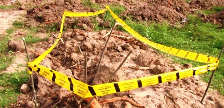 මුලතිව්හි ඉඩමකින් මිනිස් ඇටසැකිලි තොගයක්