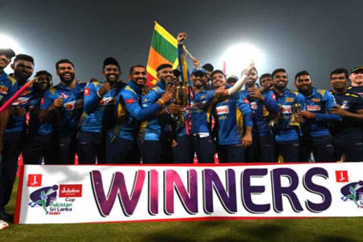 පාකිස්තානයට ගිය අපේ ක්‍රීඩකයින්ට ලක්ෂ 100ක මුදලක්