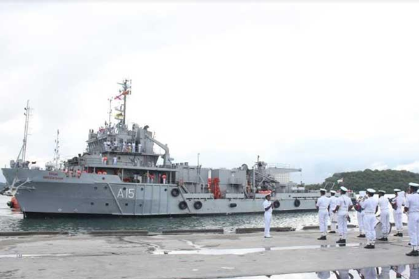 ඉන්දීය නිරීක්ෂක් ත්‍රිකුණාමල වරායට එයි