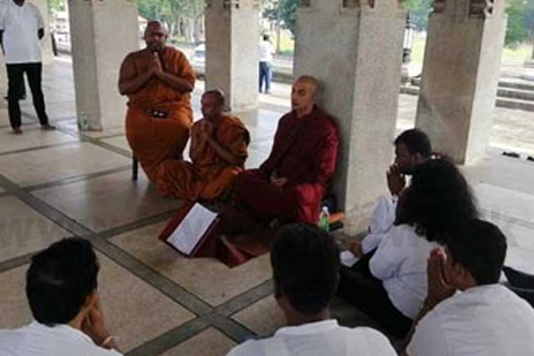 උඩුදුම්බර කාශ්‍යප හිමි MCC ගිවිසුමට එරෙහිව උපවාසයක