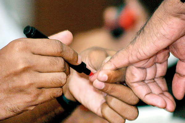 පොලිස් නිළධාරින්ට තැපැල් ඡන්ද දාන්න දින 2ක් වෙන් කෙරේ