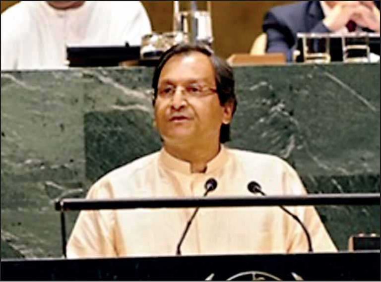 රවිනාථ ආරියසිංහ යළි විදේශ කටයුතු ලේකම් ලෙස