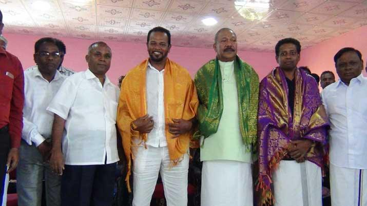 ප්‍රේමදාස වෙනුවෙන් ඔහුගේ පුත්‍රයා අපි ජනපති කරනවා