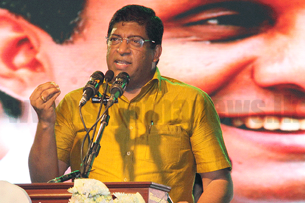 හැකියාවට රැකියාවක් ලබාදී රටේ අනාගතය සුරක්ෂිත කරන්න කටයුතු කරන බව රවී කියයි