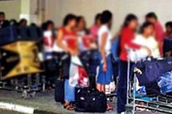 කුවෙට්හිදී හිංසනයට ලක්වූ කතුන් 35ක් යළි දිවයිනට
