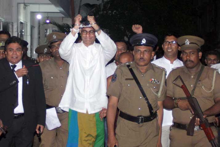 හිටපු ඇමති පාඨලී අධිකරණයට රැගෙන එයි