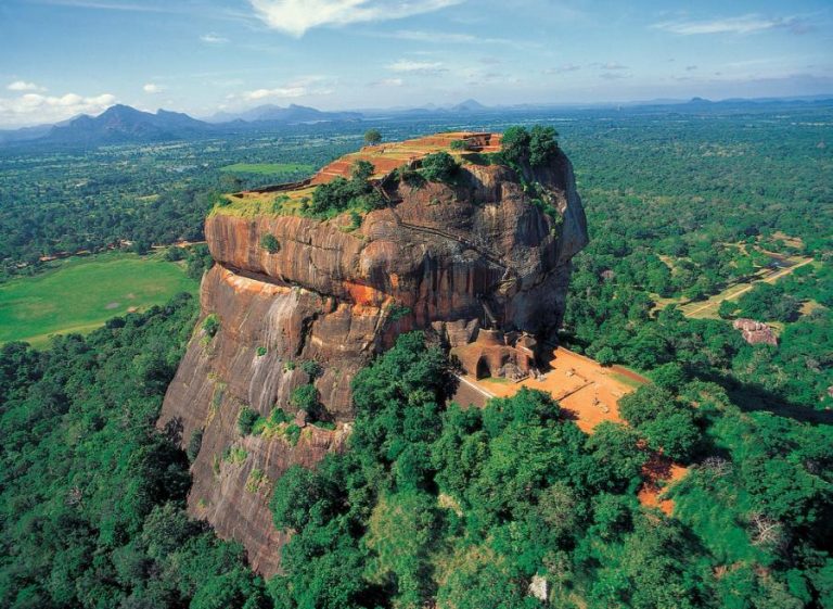 මේ වසරේ ලොව හොඳම සංචාරක ගමනාන්තය ලංකාව