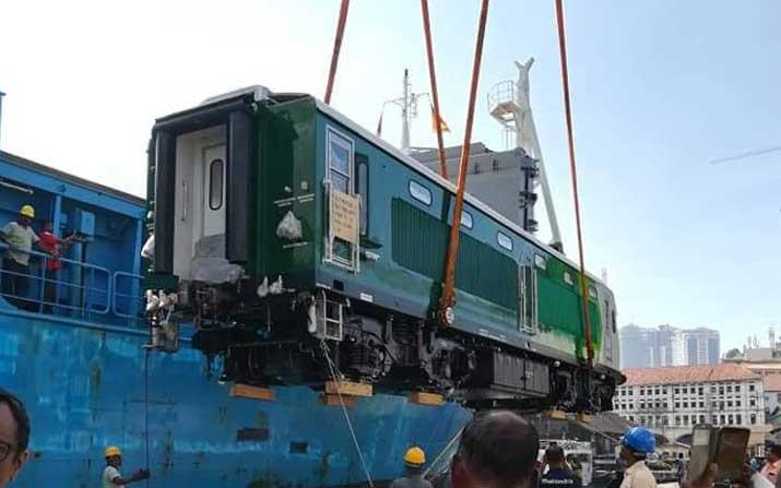 කසළ ප්‍රවාහනයට චීන දුම්රිය එන්ජින් ගෙන්වයි