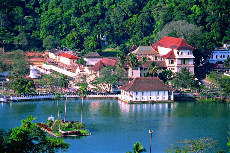 මහනුවර වායු ගෝලයේ රෝග කාරක ක්ෂුද්‍ර ජීවීන්ගේ ඝනත්වය ඉහළට