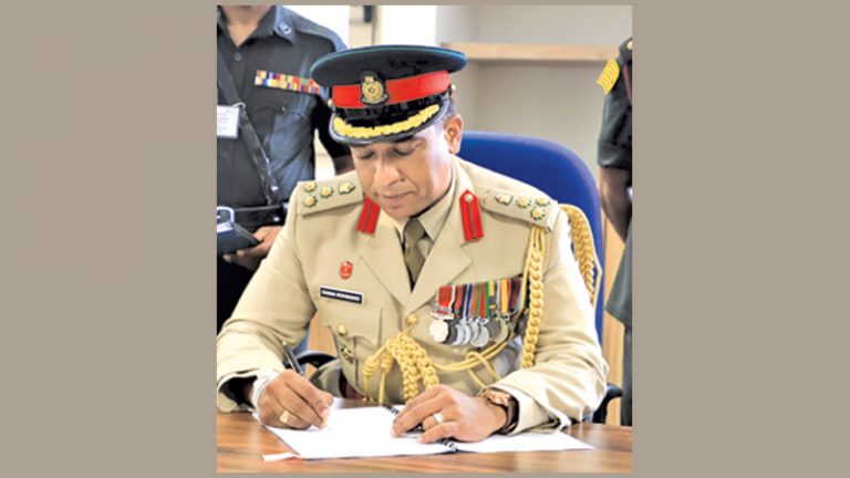 හමුදා මාධ්‍ය ප්‍රකාශක ලෙස බ්‍රිගේඩියර්  චන්දන වික්‍රමසිංහ