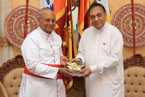 කථානායක සහ කාදිනල් හිමිපාණන් අතර හමුවක්