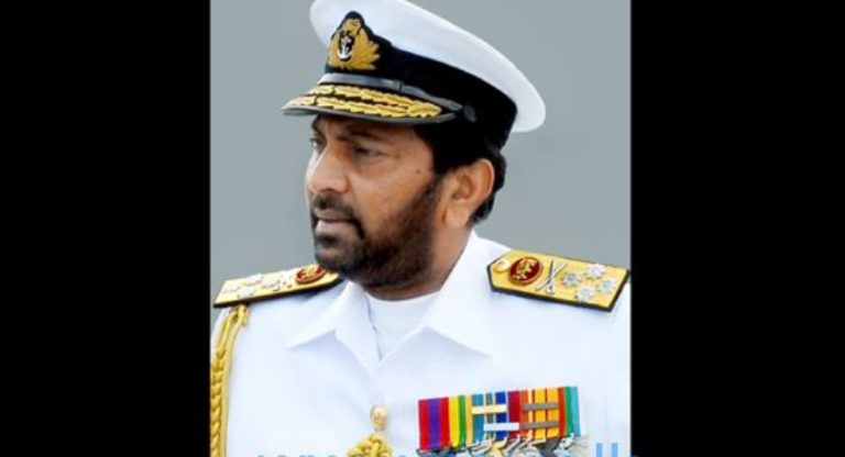 හිටපු නාවික හමුදාපති කරන්නාගොඩට සිතාසි