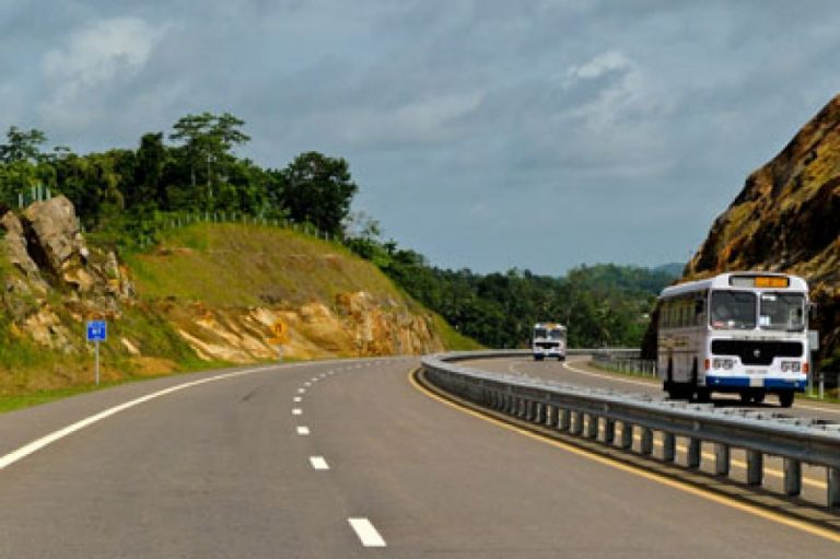 හම්බන්තොට අධිවේගයේ කොටසක් ලබන 23 දා ජනතා අයිතියට