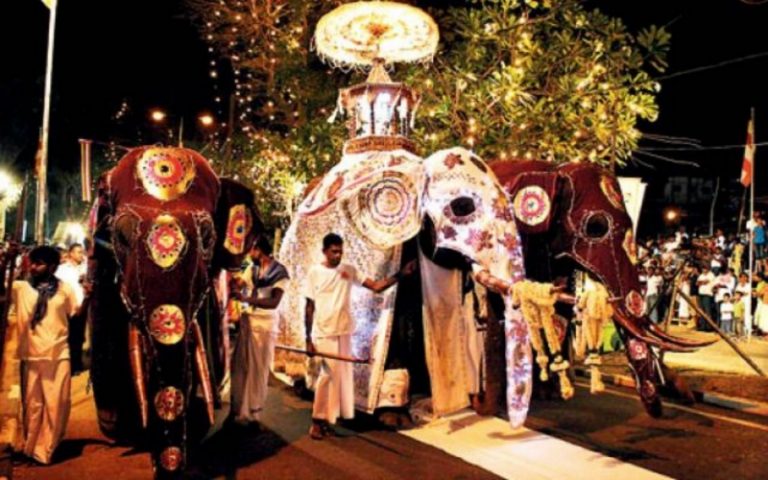 ගංඟාරාම පෙරහර නිසා රථ වාහන ගමනය සීමා කරයි