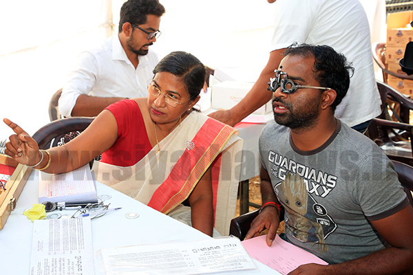 මගී ප්‍රවාහන බස් රථවල රියදුරන්ට නොමිලේ වෛද්‍ය සායනයක්