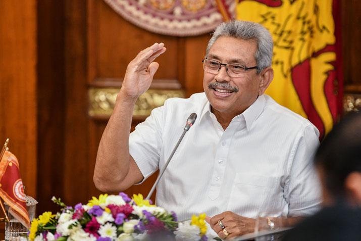උපාධිධාරී පුහුණුව නැවැත්වීම ගැන ජනපති කරුණු විමසයි