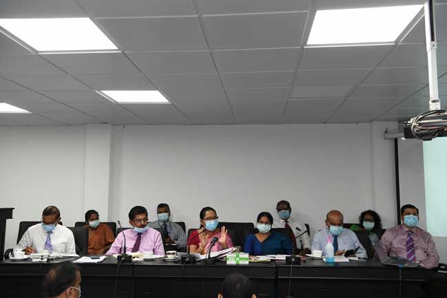 කොරෝනා මර්ධන කාර්යසාධන ක්‍රියාකාරී සමාලෝචන කමිටුව රැස් වෙයි