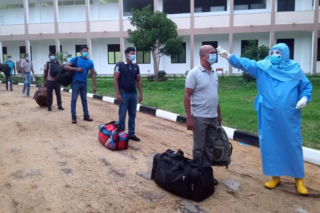 බූස්ස නිරෝධායන මධ්‍යස්ථානයේ සිටි තවත් 7ක් පිටව යයි