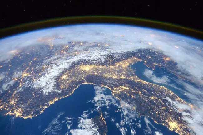 ඕසෝන් ස්ථරයේ උත්තර ධ්‍රැවයට ඉහළින් පැවැති විශාලතම සිදුර වැසෙයි