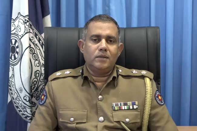 ඉරුදින ප්‍රහාරයට සම්බන්ධ මුස්ලිම් දේවස්ථානයකට හා රාජ්‍ය නොවන සංවිධානයකට මුද්‍රා තබයි