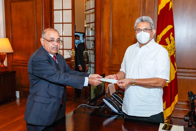 ජනපති සිය තෙමසක වැටුප COVID 19 ආරක්ෂණ අරමුදලට පරිත්‍යාග කරයි