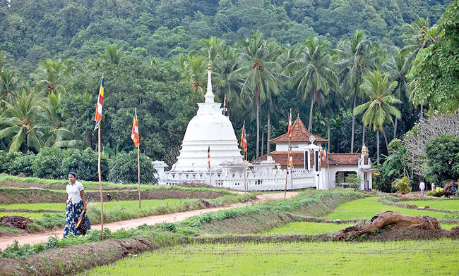 ආගමික ස්ථානවල පුද්ගල එක්රැස්වීමට ජූනි 12 සිට අවසර