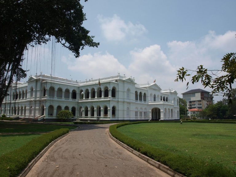 ලංකාවේ ඔබ නැරඹිය යුතුම කෞතුකාගාර 10 මෙන්න