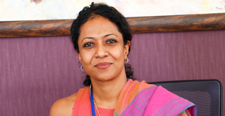 බාධක මැඩගෙන ලොව ව්‍යාපාර ක්ෂේත්‍රයේ ඉදිරියටම ගිය ලාංකීය කත