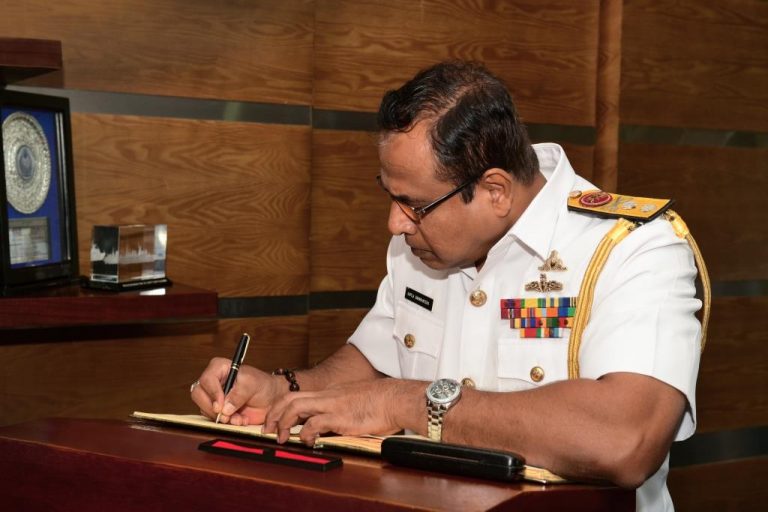 රියර් අද්මිරාල් කපිල සමරවීර නාවික හමුදා මාණ්ඩලික ප්‍රධානී ලෙස පත් කරයි