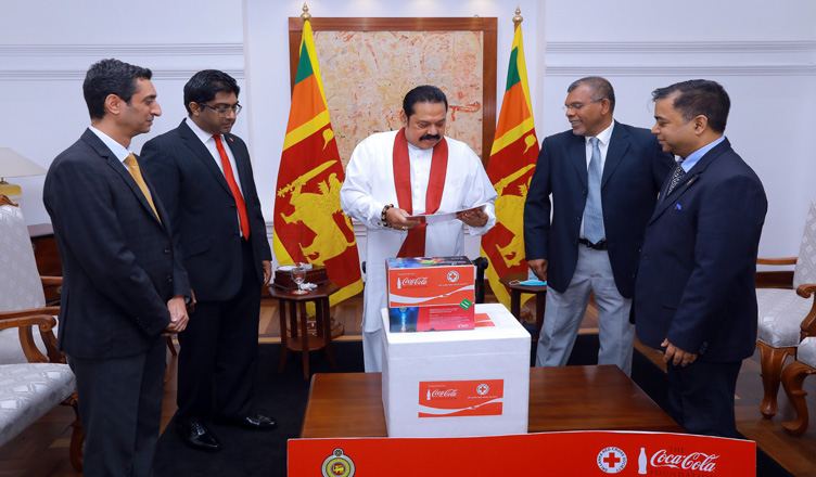 කොරෝනා වෙනුවෙන් කොකා කෝලා සමාගම සහ රතු කුරුස සමාජය පී.සී.ආර් කට්ටල පරිත්‍යාග කරයි