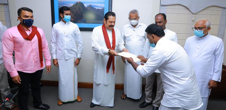 හින්දු කෝවිල් 40 කට අගමැති ප්‍රධානත්වයෙන් මූල්‍යාධාර