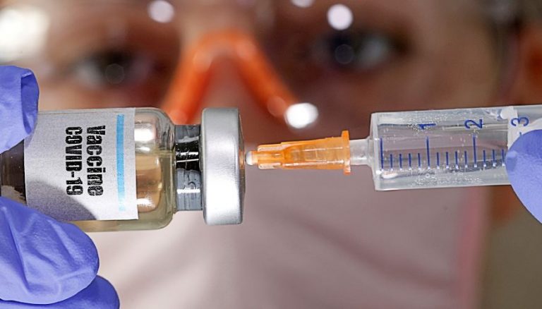 කොවිඩ් වෙෙරසයට එරෙහි එන්නතක් බ්‍රිතාන්‍යය අත්හදා බලයි