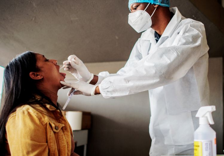 දකුණු අප්‍රිකාවට ඇඳිරි නීතිය පනවයි