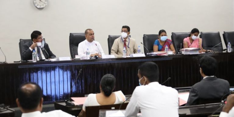 දිවයිනේ ගංගා 103 ක පවිත්‍රතාව රැක ගැනීමට ක්‍රමවේදයක්