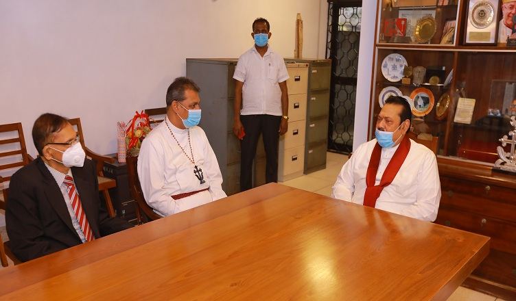අගමැති කොළඹ රදගුරු හිමිපාණන් හමුවෙයි