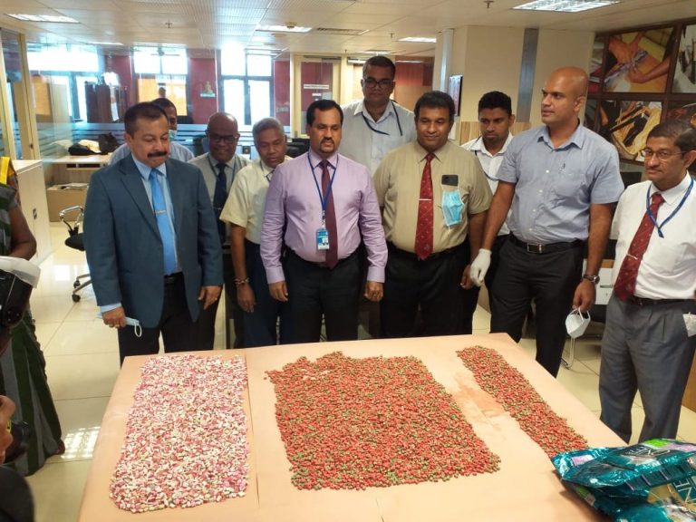 දකුණු ආසියාවේ විශාලතම මත් පෙති තොගය ශ්‍රී ලංකා රේගු භාරයට