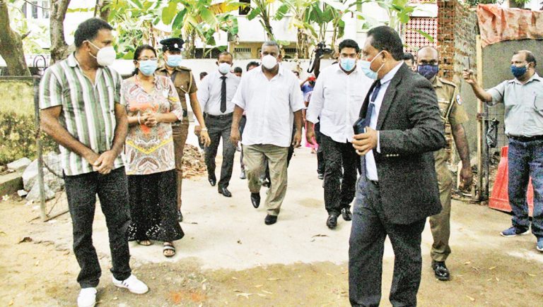 ETI හිටපු අධ්‍යක්ෂවරුන්ට ඇප : විදෙස් ගමන් තහනමකුත්